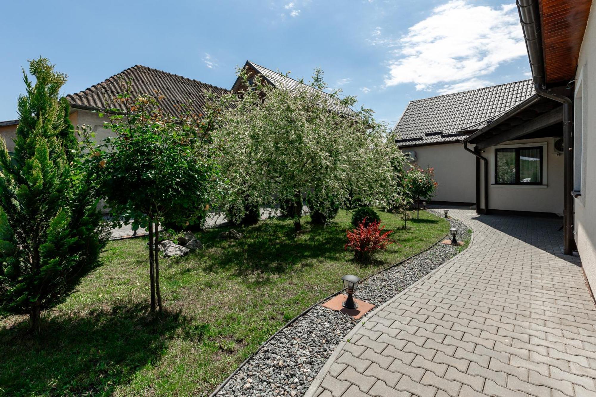 Salt Orchid Apartments Turda Zewnętrze zdjęcie